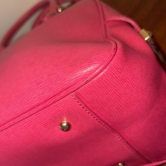 Ralph Lauren   Satchel   Leather like Epi  Pink  Goldtone hardware  Beautiful - Picture 13 of 16